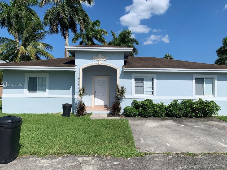 Recently Sold: $164,000 (3 beds, 2 baths, 1344 Square Feet)