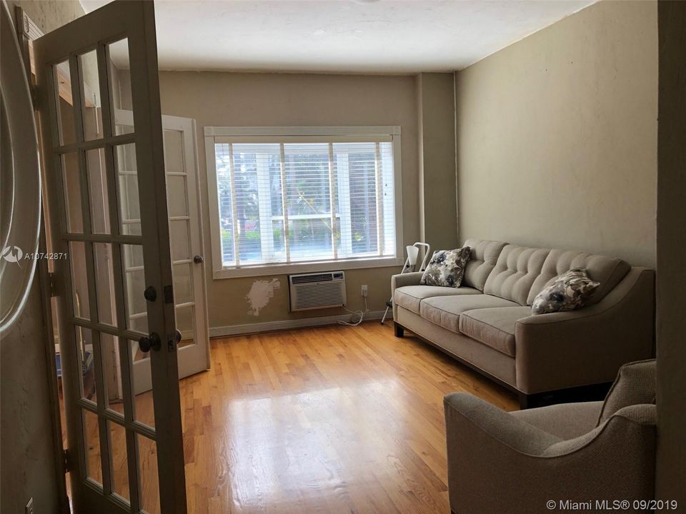 Recently Sold: $250,000 (0 beds, 1 baths, 260 Square Feet)