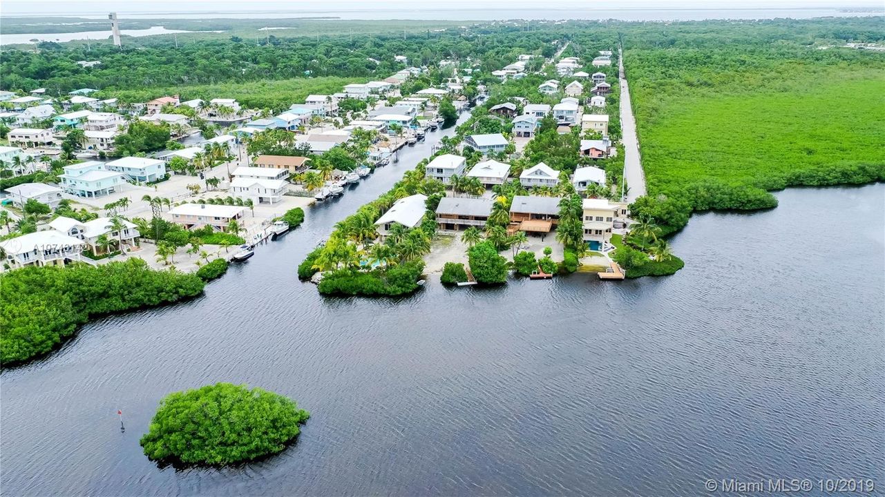 Недавно продано: $699,900 (3 спален, 2 ванн, 1496 Квадратных фут)