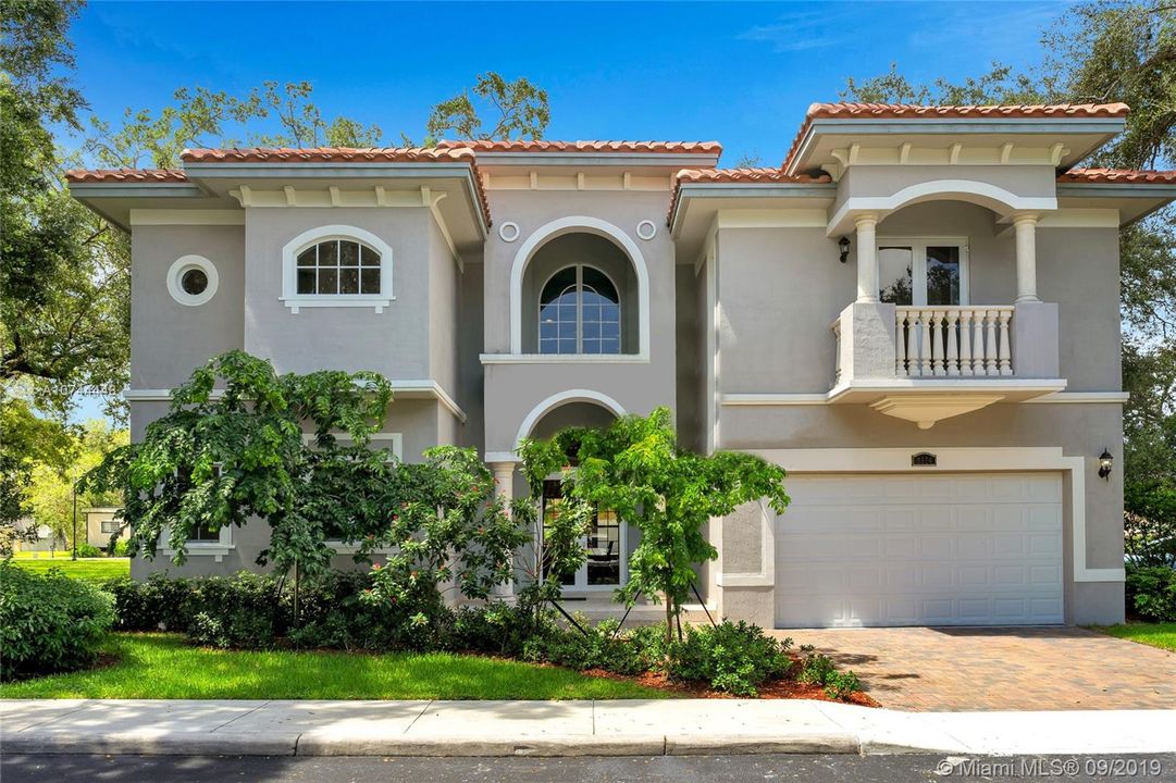 Recently Rented: $5,500 (5 beds, 5 baths, 4174 Square Feet)