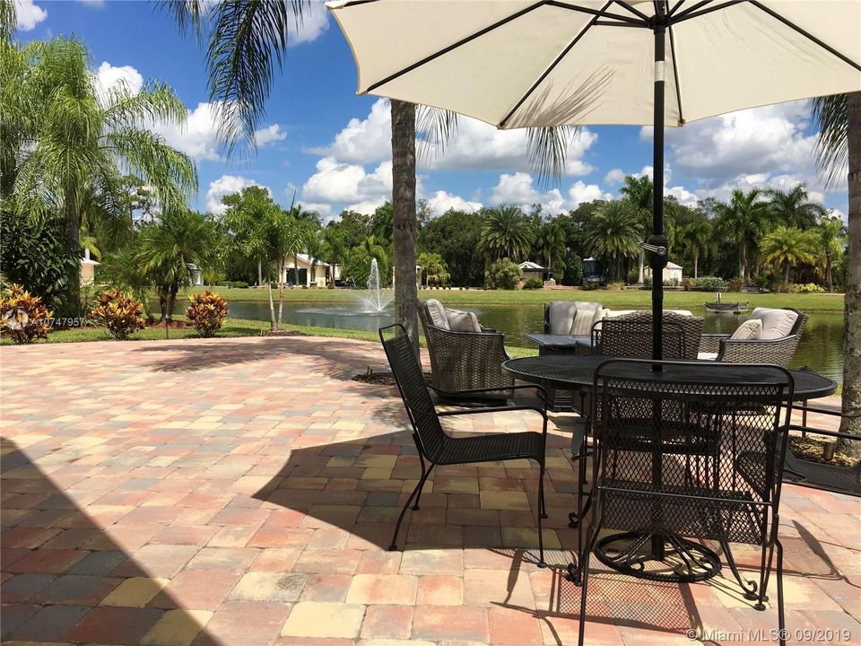 Recently Sold: $214,500 (0.11 acres)