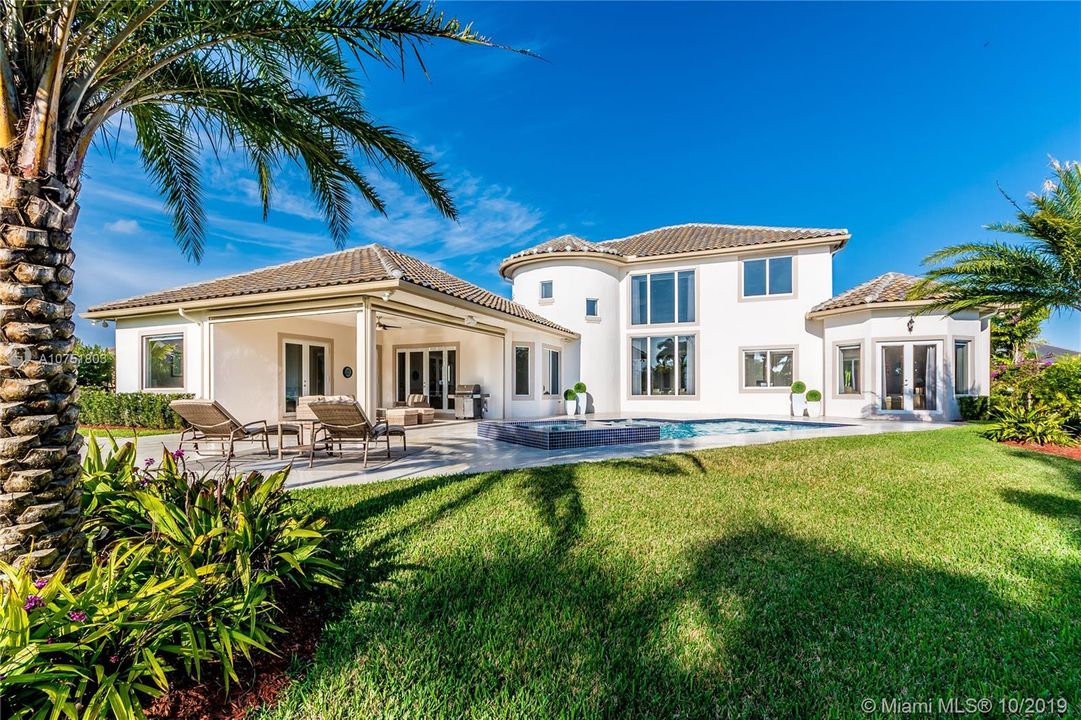 Recently Sold: $1,988,111 (5 beds, 4 baths, 4638 Square Feet)