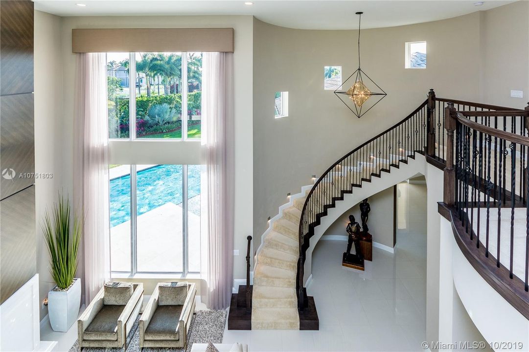 Recently Sold: $1,988,111 (5 beds, 4 baths, 4638 Square Feet)