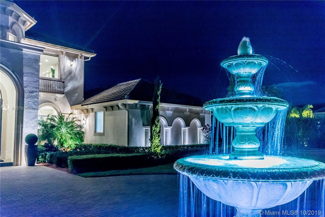 Recently Sold: $1,988,111 (5 beds, 4 baths, 4638 Square Feet)