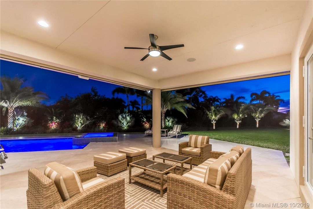 Recently Sold: $1,988,111 (5 beds, 4 baths, 4638 Square Feet)