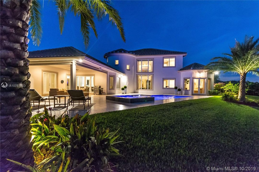 Recently Sold: $1,988,111 (5 beds, 4 baths, 4638 Square Feet)