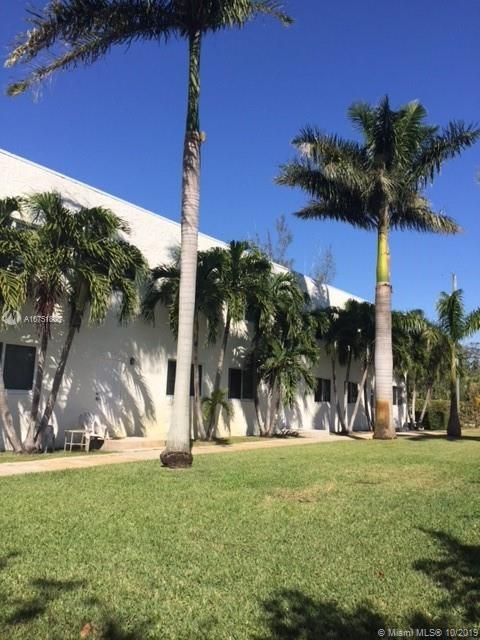 Recently Sold: $2,220,000 (0 beds, 0 baths, 6523 Square Feet)