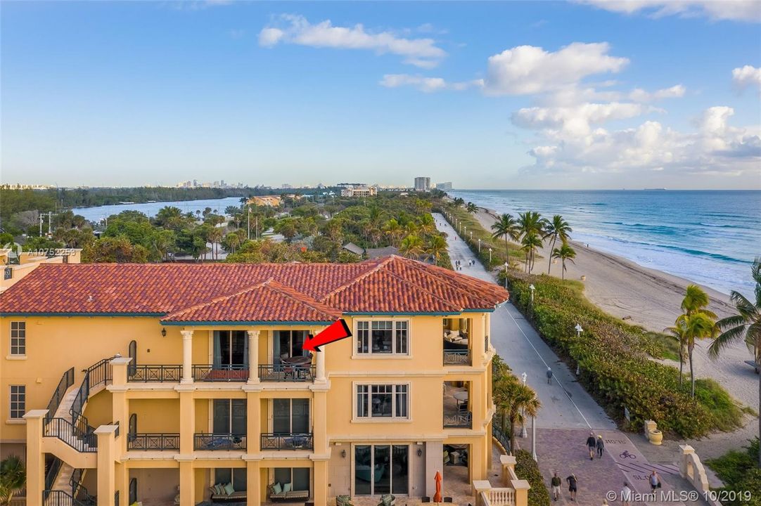 Recently Sold: $3,150,000 (4 beds, 4 baths, 3314 Square Feet)