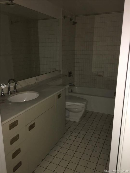 2nd bathroom