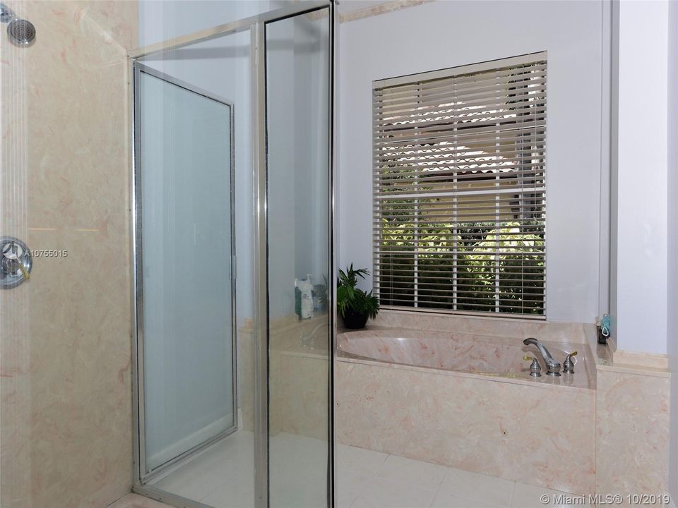Недавно продано: $1,349,999 (5 спален, 4 ванн, 3123 Квадратных фут)