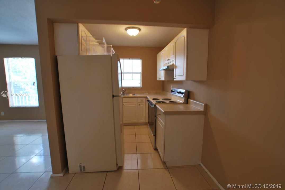 Vendido Recientemente: $99,000 (1 camas, 1 baños, 600 Pies cuadrados)