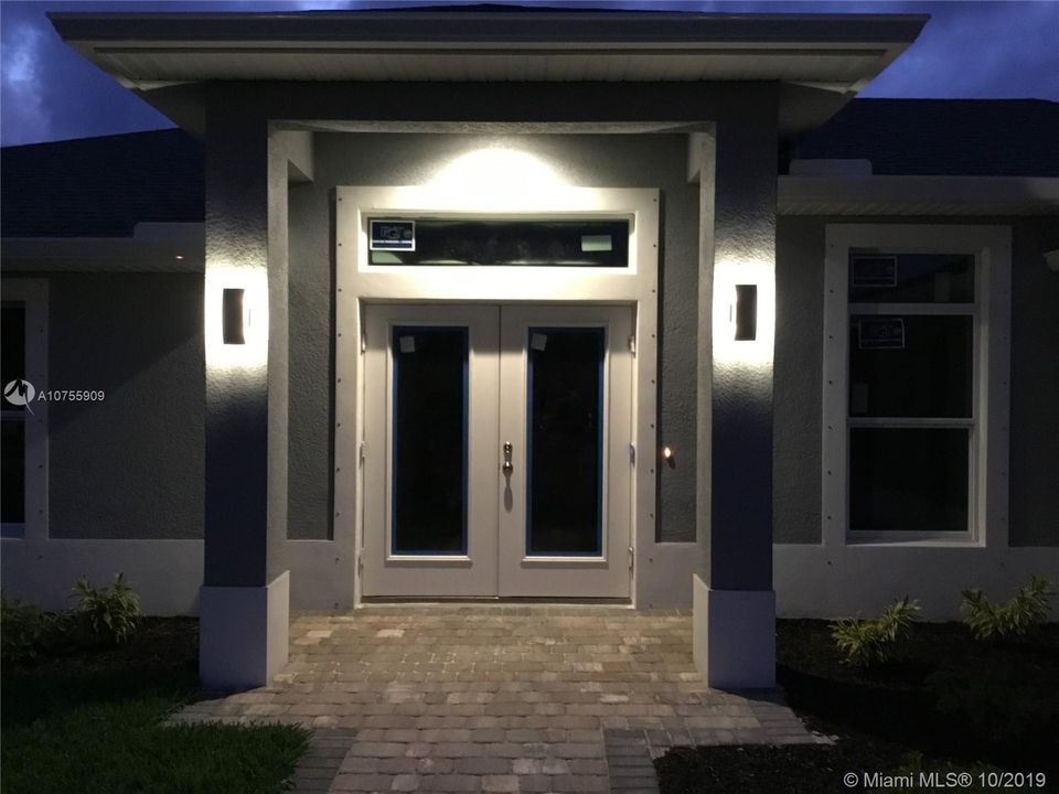 Recently Sold: $289,900 (4 beds, 2 baths, 1511 Square Feet)
