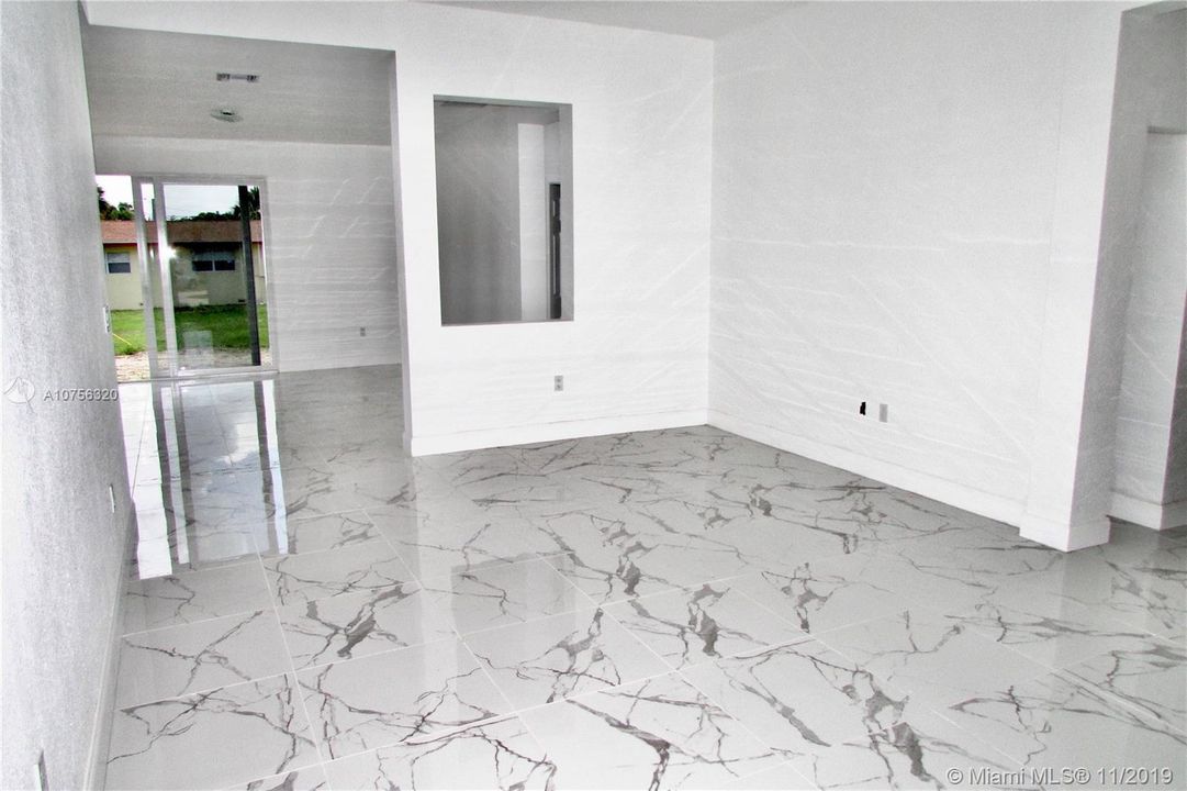Vendido Recientemente: $279,900 (3 camas, 2 baños, 0 Pies cuadrados)