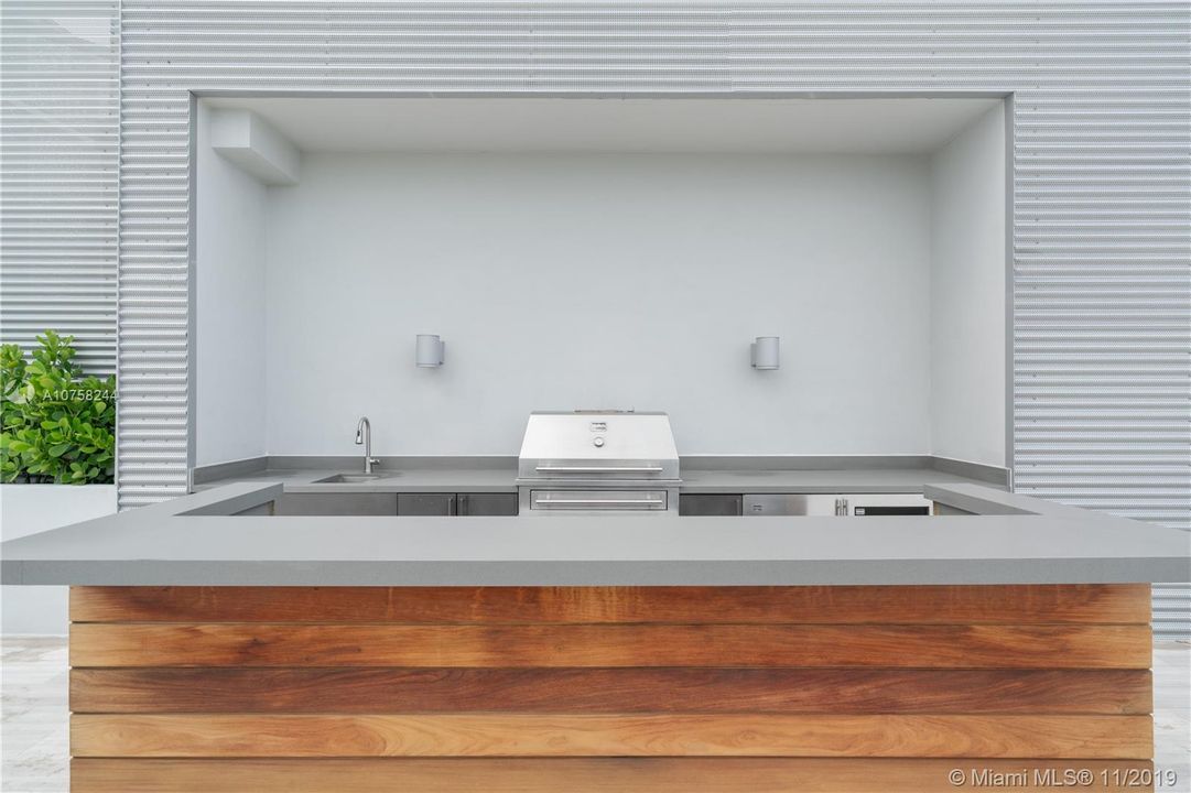 Recently Sold: $29,500,000 (5 beds, 5 baths, 6807 Square Feet)