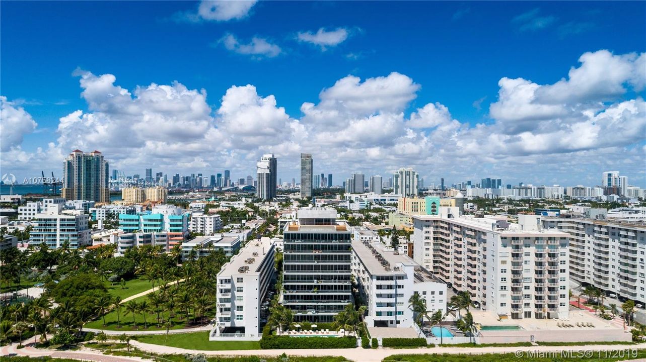 Recently Sold: $29,500,000 (5 beds, 5 baths, 6807 Square Feet)