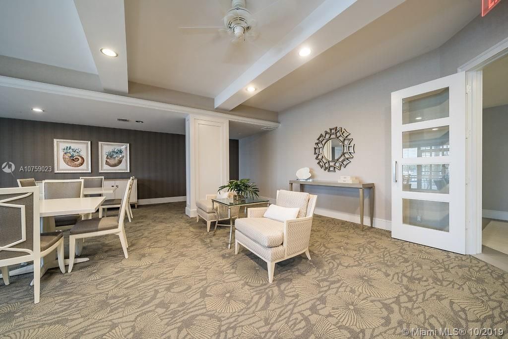 Club Room
