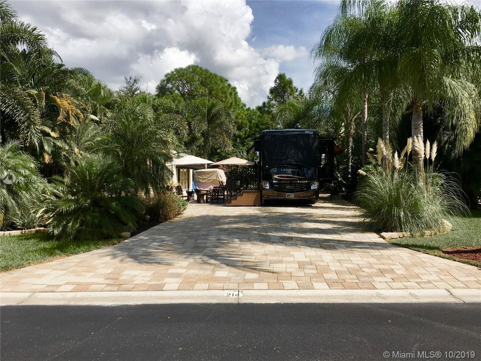 Recently Sold: $135,000 (0.11 acres)
