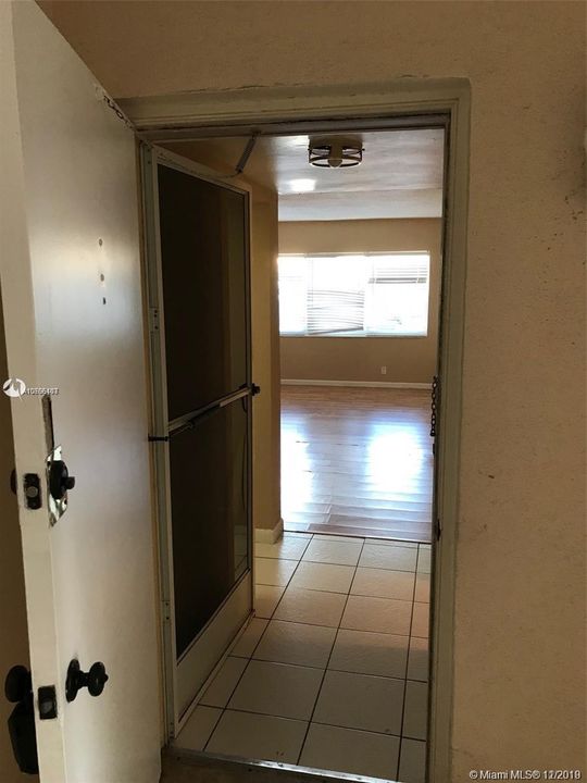 Recently Sold: $95,000 (1 beds, 1 baths, 650 Square Feet)
