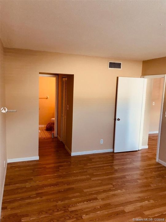 Recently Sold: $95,000 (1 beds, 1 baths, 650 Square Feet)