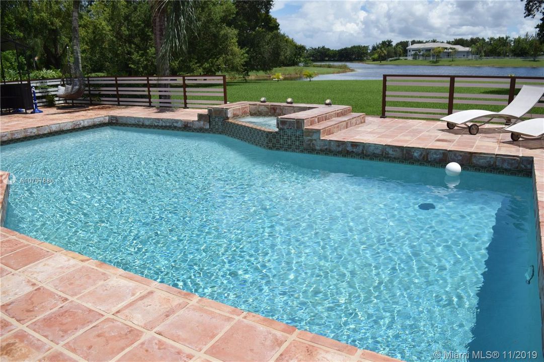 Recently Rented: $6,950 (4 beds, 3 baths, 3329 Square Feet)