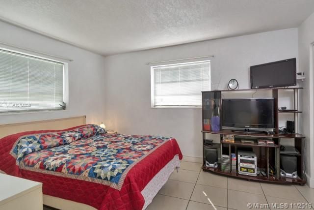 Vendido Recientemente: $162,620 (2 camas, 1 baños, 794 Pies cuadrados)
