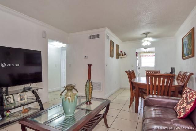 Vendido Recientemente: $162,620 (2 camas, 1 baños, 794 Pies cuadrados)