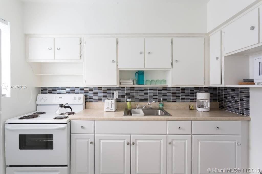 Recently Sold: $1,895,000 (0 beds, 0 baths, 5100 Square Feet)