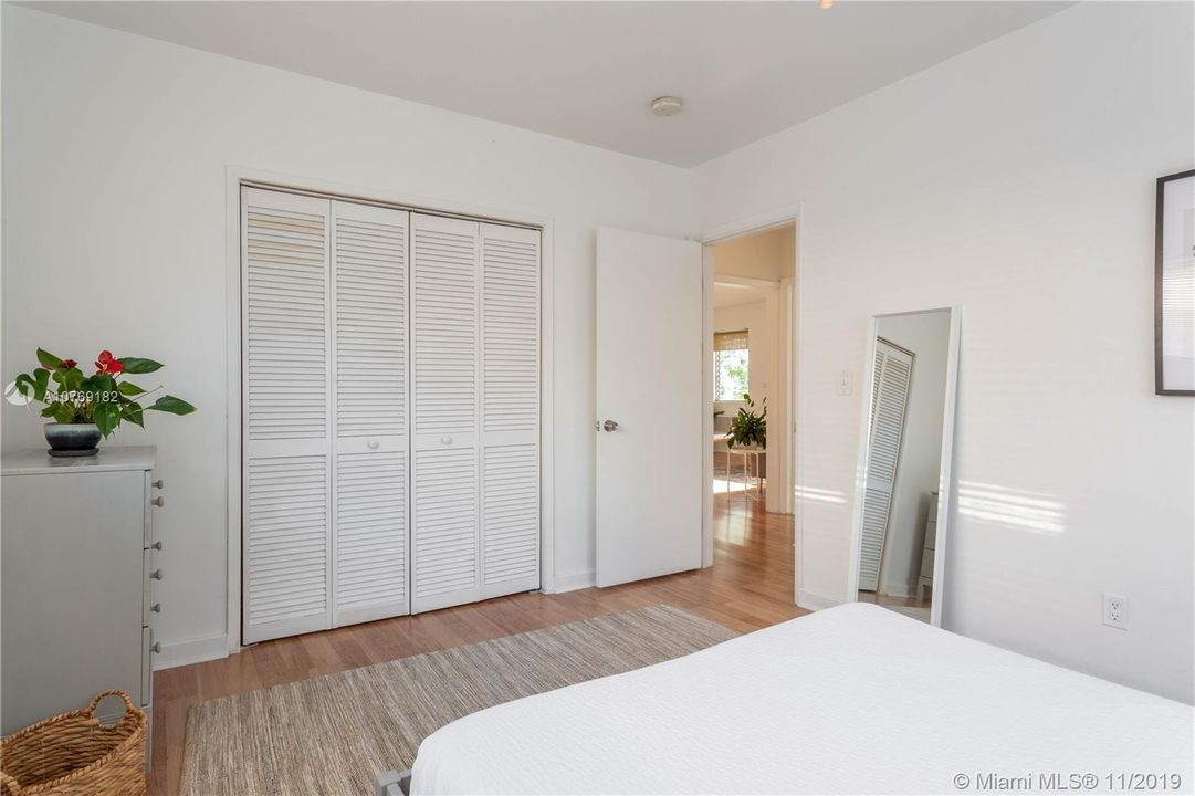 Recently Sold: $1,895,000 (0 beds, 0 baths, 5100 Square Feet)