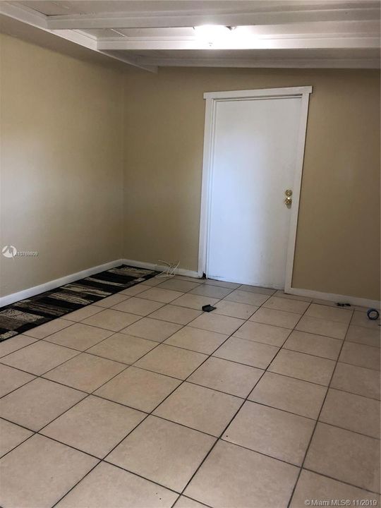 Недавно арендовано: $775 (0 спален, 1 ванн, 0 Квадратных фут)