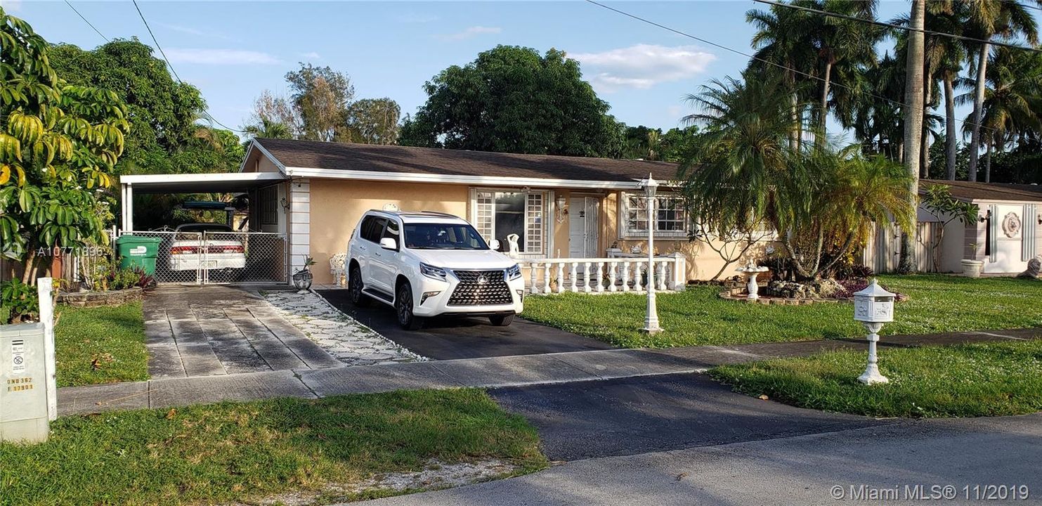 Recently Sold: $339,900 (4 beds, 2 baths, 1644 Square Feet)