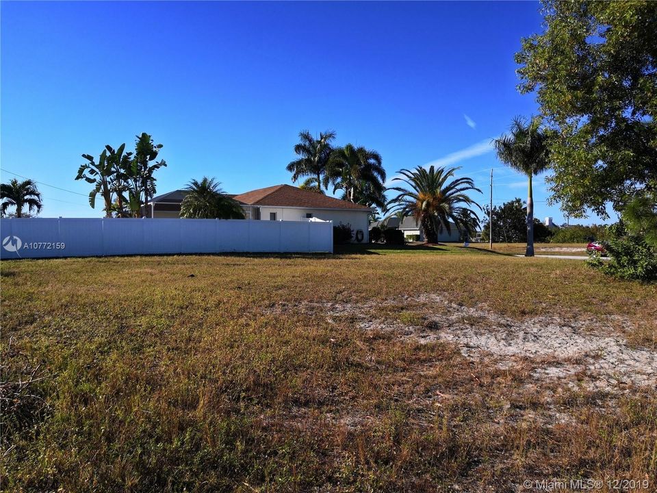 Vendido Recientemente: $11,000 (0.23 acres)