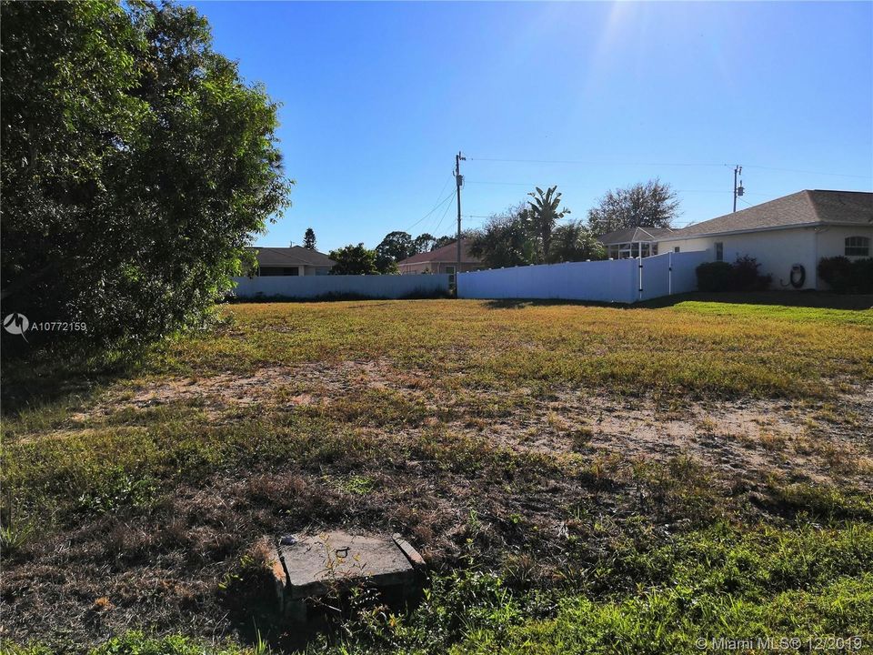 Vendido Recientemente: $11,000 (0.23 acres)