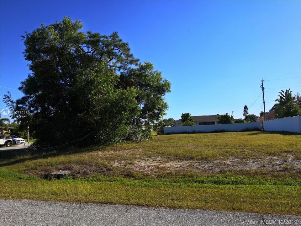 Vendido Recientemente: $11,000 (0.23 acres)