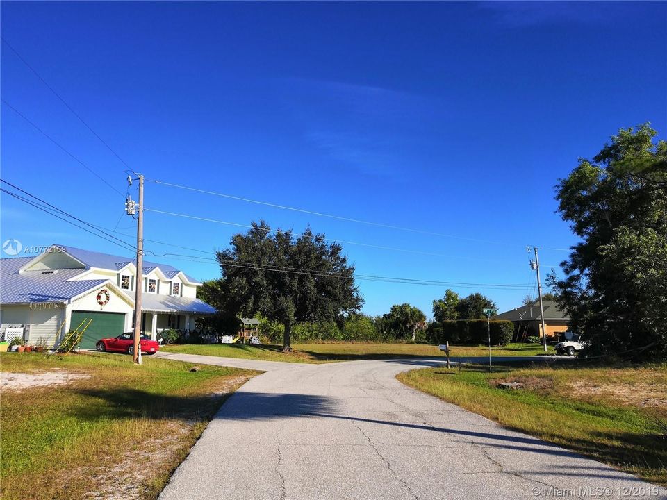 Vendido Recientemente: $11,000 (0.23 acres)