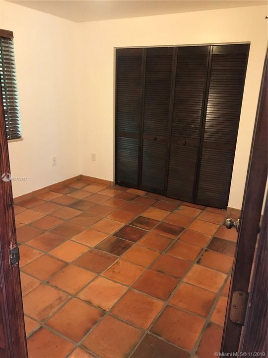 Recientemente alquilado: $1,650 (2 camas, 1 baños, 3020 Pies cuadrados)