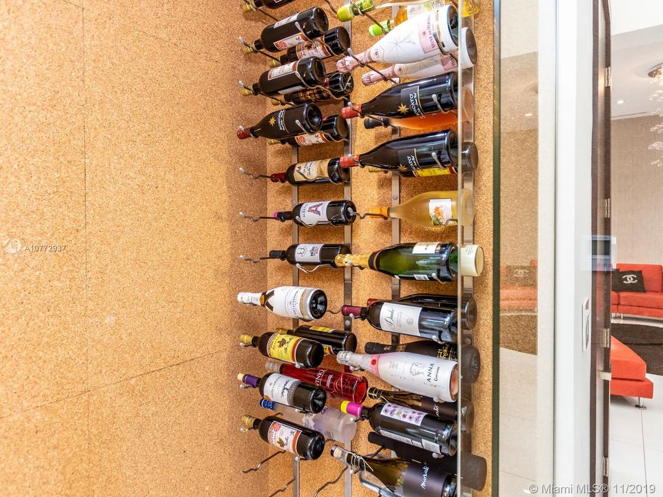 Vendido Recientemente: $1,250,000 (5 camas, 6 baños, 3638 Pies cuadrados)