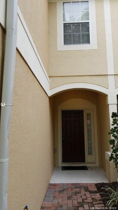Недавно продано: $279,900 (3 спален, 2 ванн, 1672 Квадратных фут)