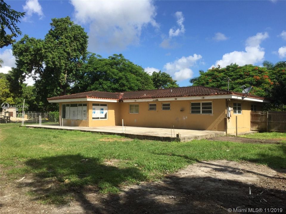 Recently Sold: $474,900 (3 beds, 2 baths, 1664 Square Feet)