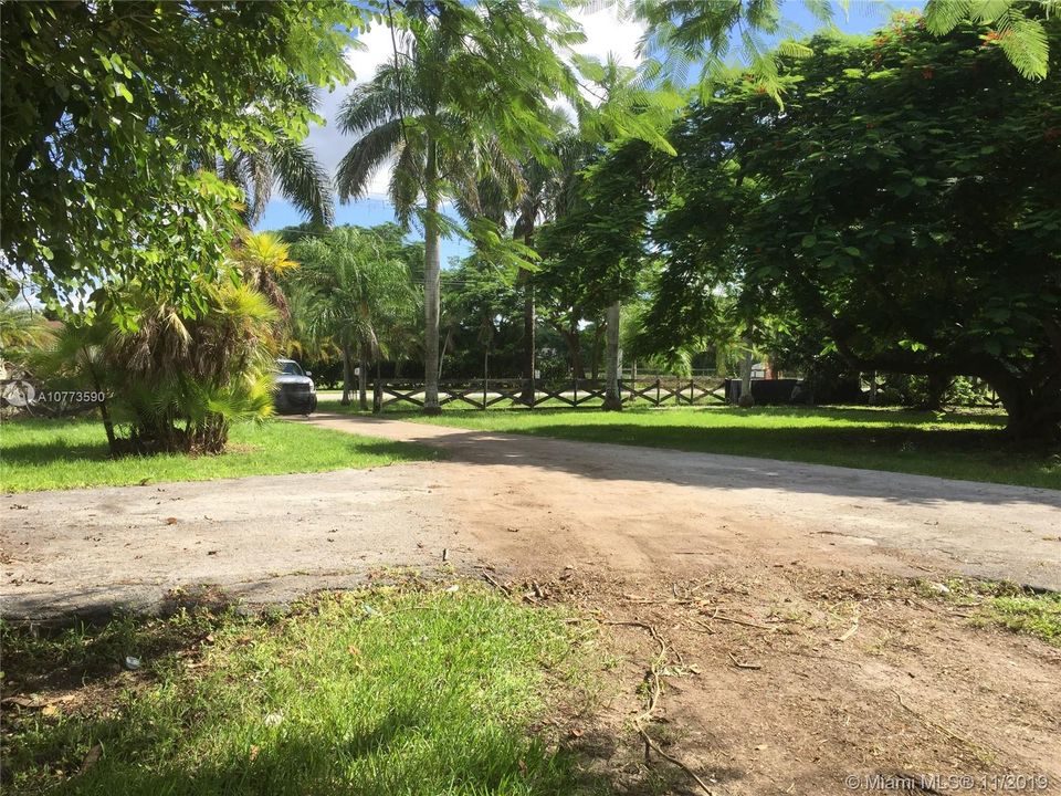 Recently Sold: $474,900 (3 beds, 2 baths, 1664 Square Feet)