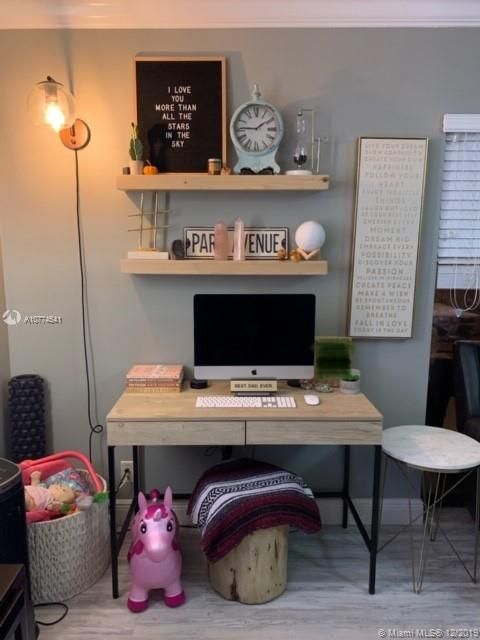 Vendido Recientemente: $270,000 (2 camas, 2 baños, 1264 Pies cuadrados)