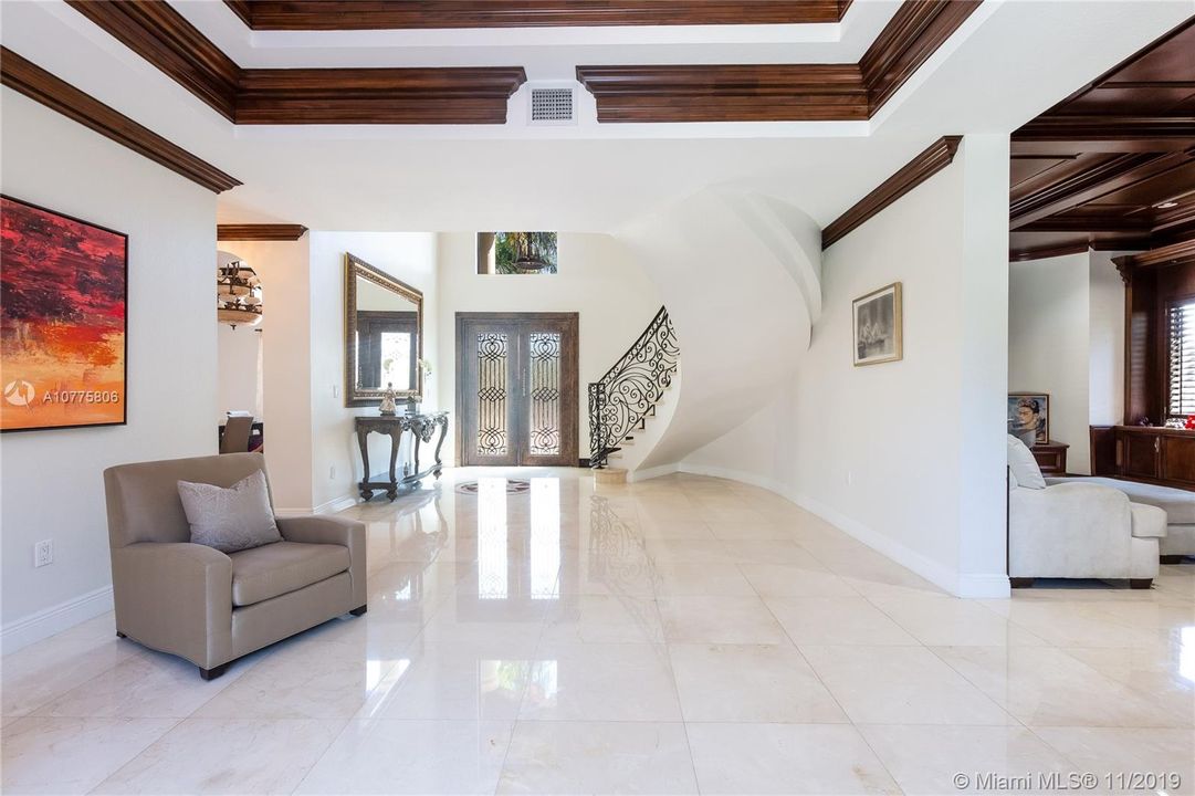 Recently Sold: $1,679,000 (5 beds, 5 baths, 4918 Square Feet)