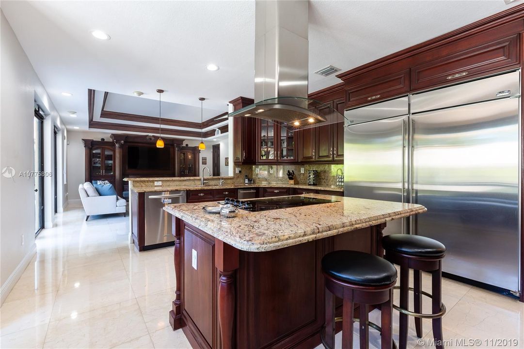 Recently Sold: $1,679,000 (5 beds, 5 baths, 4918 Square Feet)