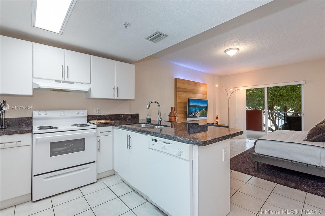Vendido Recientemente: $200,000 (1 camas, 1 baños, 530 Pies cuadrados)