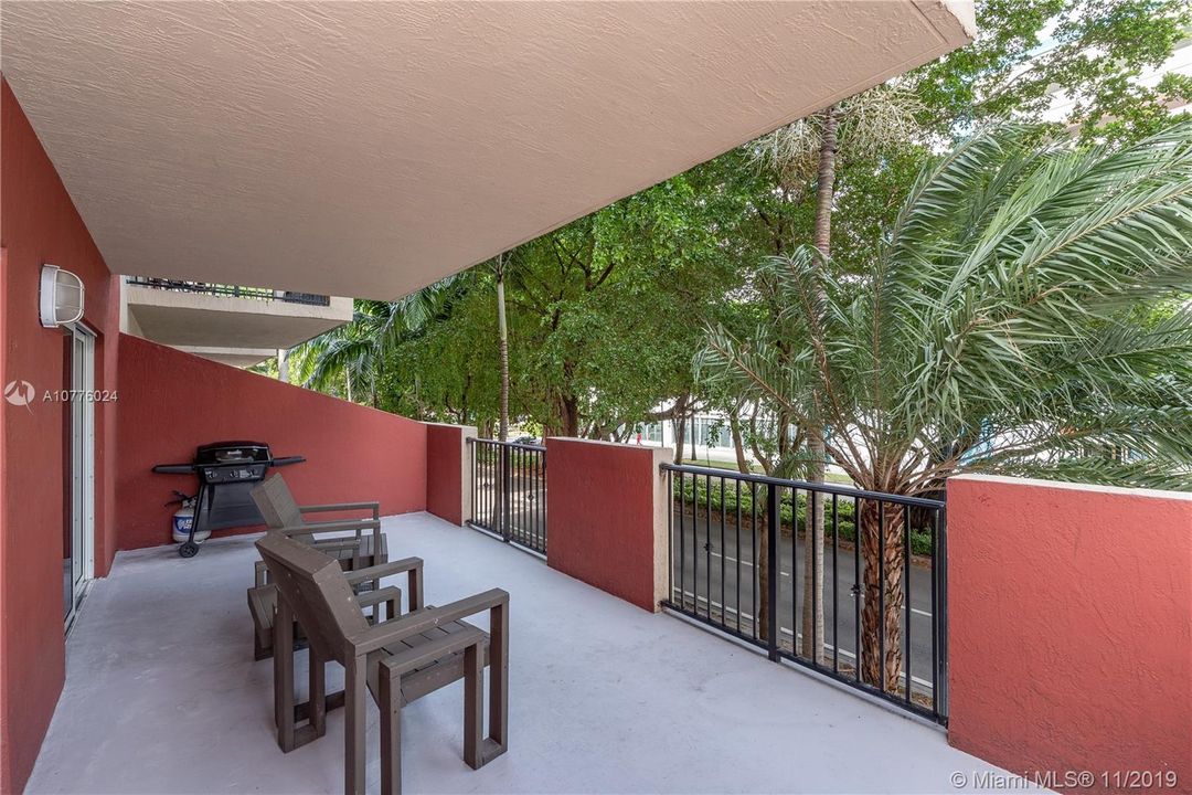 Vendido Recientemente: $200,000 (1 camas, 1 baños, 530 Pies cuadrados)