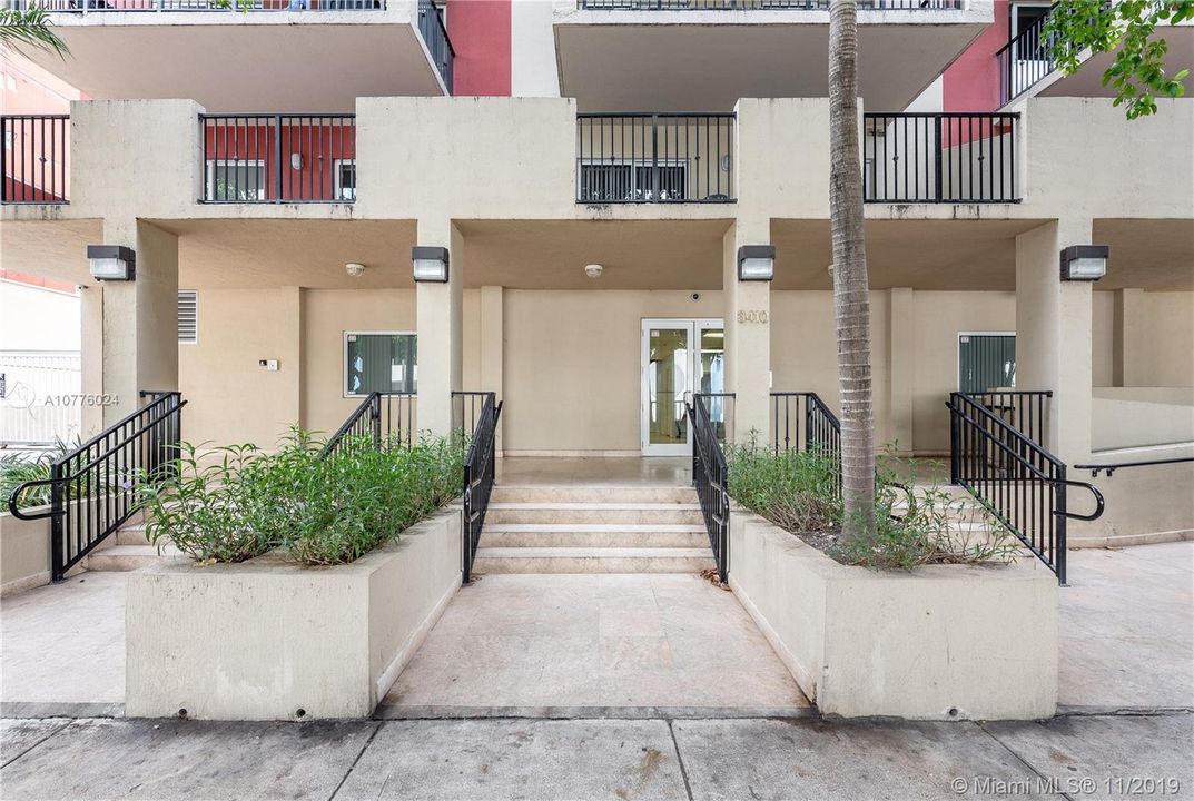 Vendido Recientemente: $200,000 (1 camas, 1 baños, 530 Pies cuadrados)