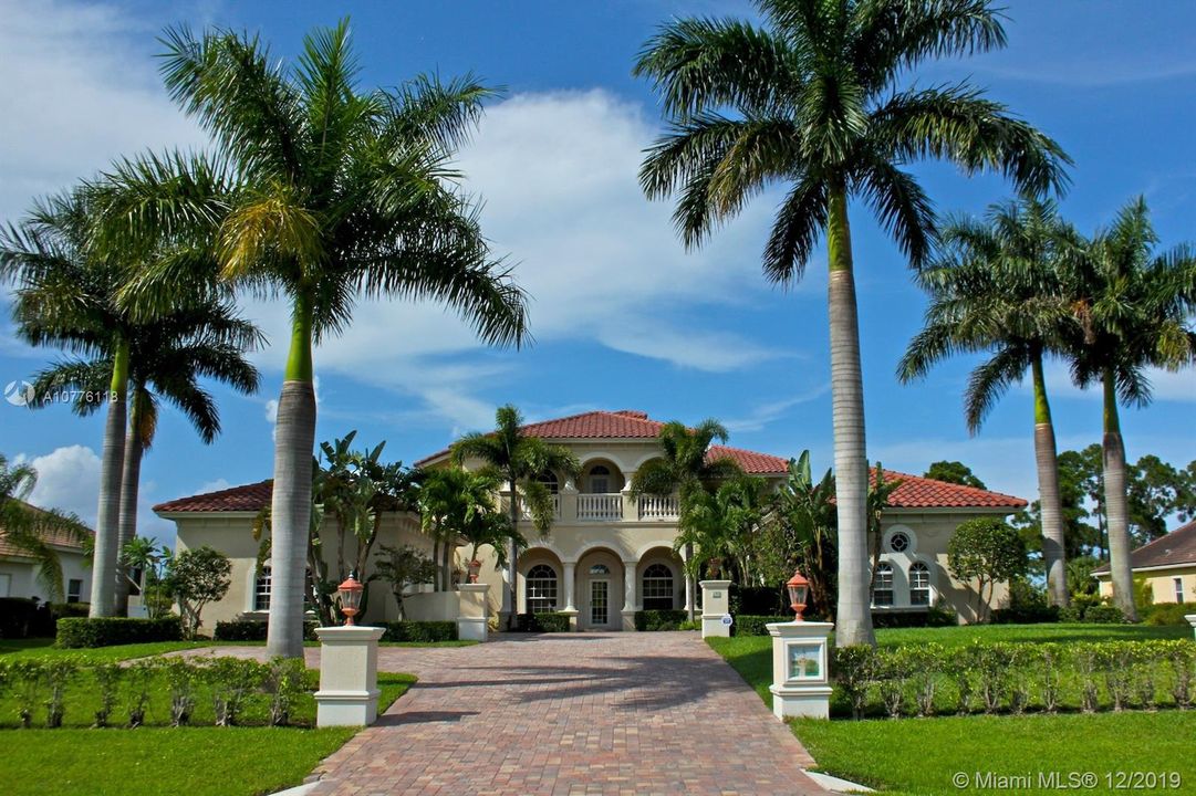 Recently Rented: $6,000 (5 beds, 5 baths, 4810 Square Feet)