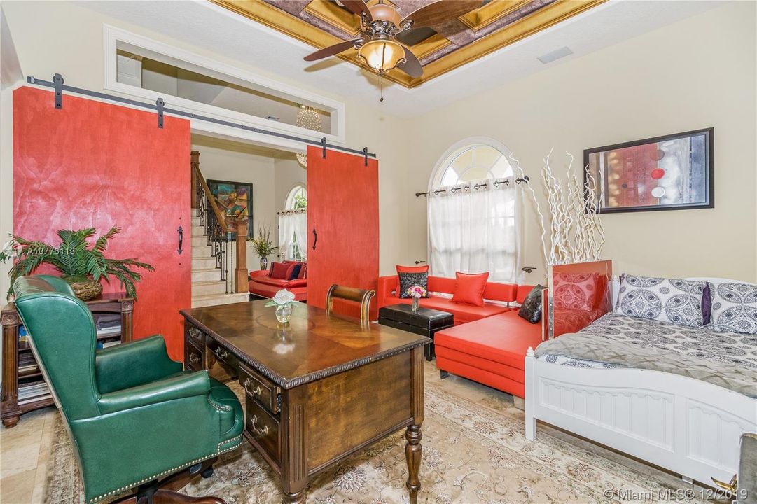 Recently Rented: $6,000 (5 beds, 5 baths, 4810 Square Feet)