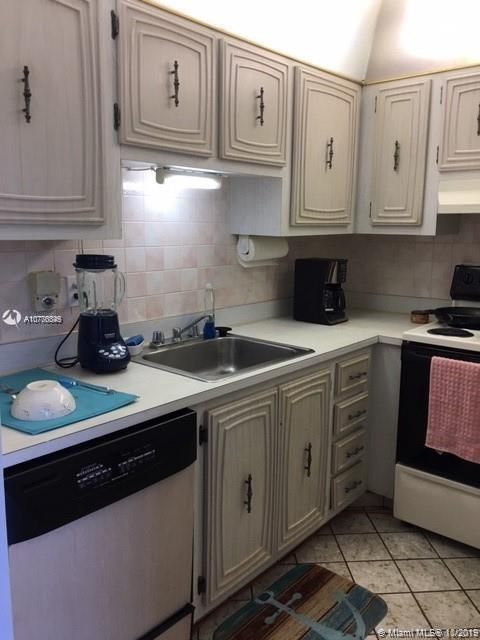Recently Sold: $51,000 (1 beds, 1 baths, 748 Square Feet)