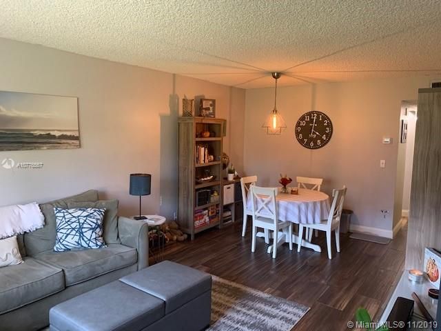 Recently Sold: $82,500 (1 beds, 1 baths, 710 Square Feet)