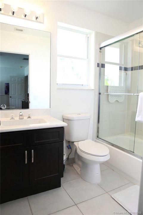 Recently Rented: $8,500 (7 beds, 6 baths, 4029 Square Feet)